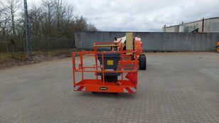 JLG 520AJ bomlift