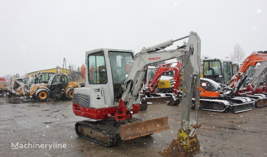 Takeuchi Tb 228 Mini lánctalpas forgókotró minigraver