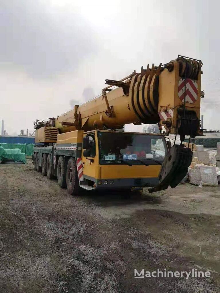 Liebherr LTM1250 mobilkran