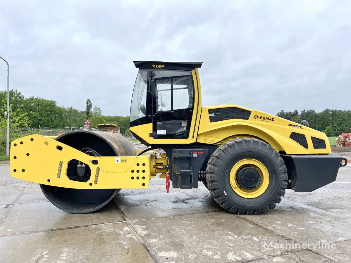 ny BOMAG BW226-5CL valsetog