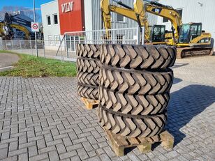 ny Kumho 10.00 x 20 dæk til kranvogn